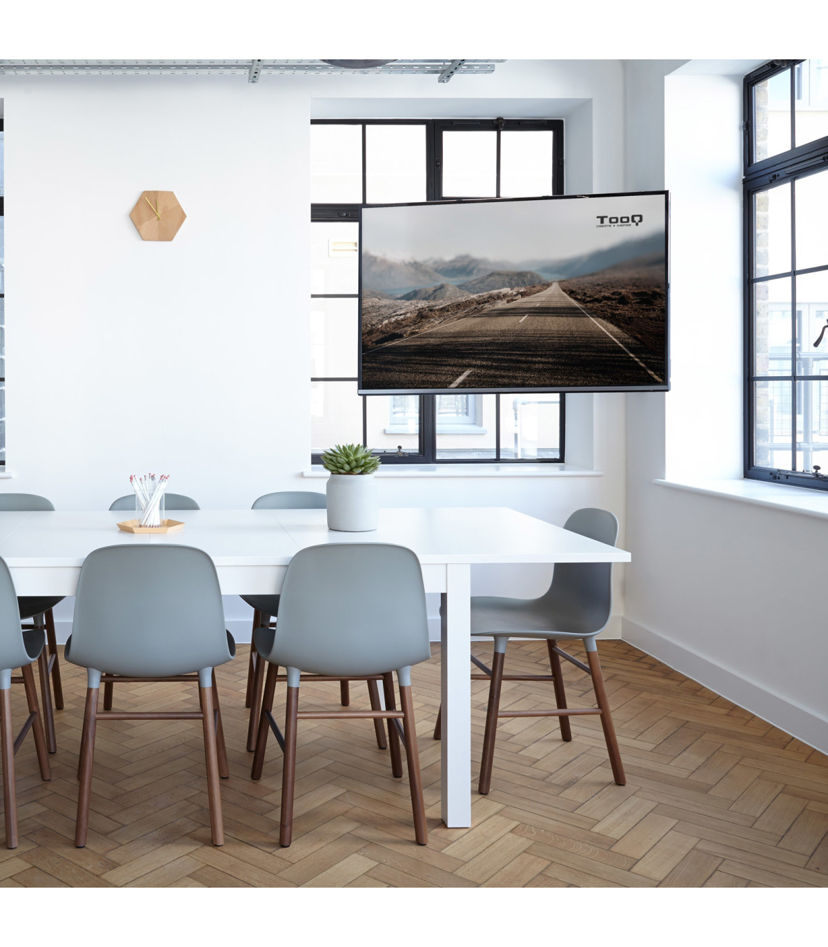 Soporte de pared tooq para pantallas 32 pulgadas -  70 pulgadas inclinable