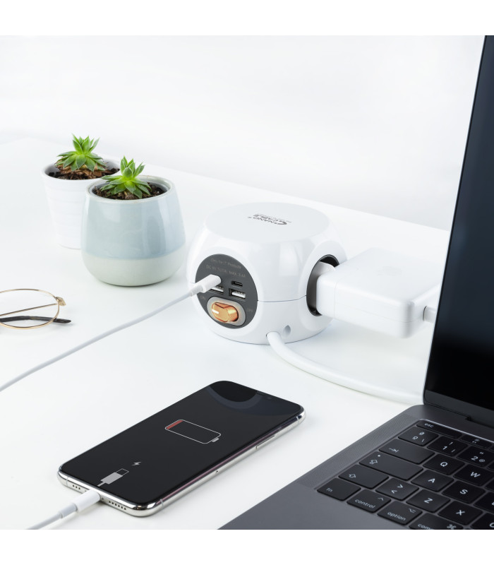 Regleta base de enchufes nanocable 3tomas shucko 2 puertos usb 3 puertos usb c cable 1.4m