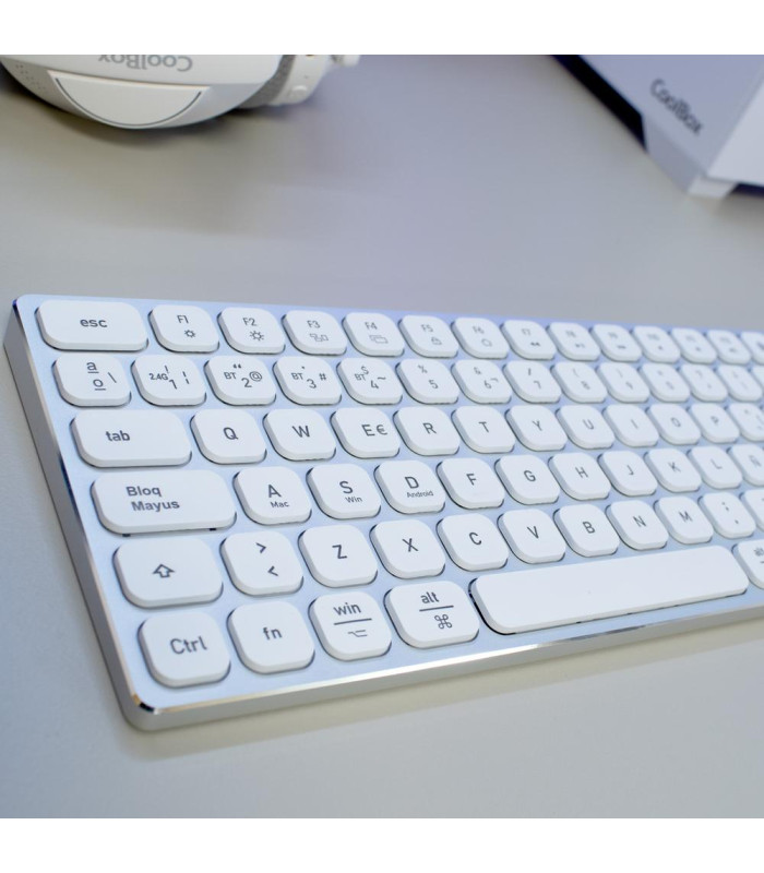Teclado inalambrico retroiluminado coolbox moonlight key b431 plata blanco