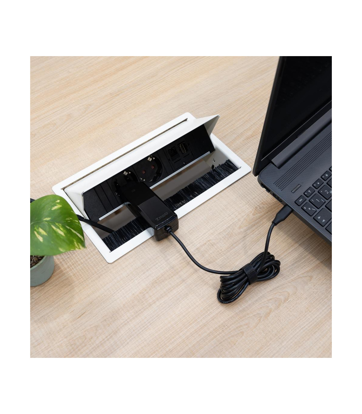 Cargador de pared tooq tqlc - usbcgan65pd - c 65w usb tipo c negro