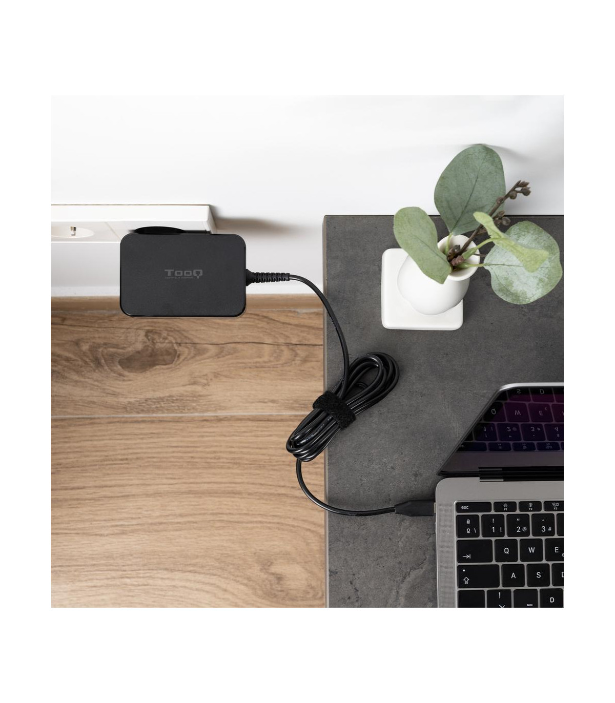 Cargador de pared tooq tqlc - usbcgan100pd 100w usb tipo c negro